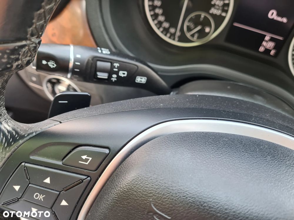 Mercedes-Benz Klasa B 250 7G-DCT AMG Line - 29