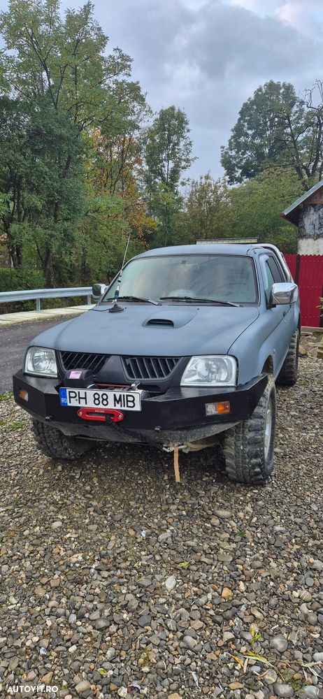 Mitsubishi L200 - 1