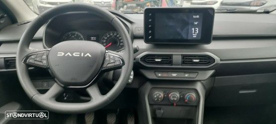 Dacia Sandero 1.0 SCe Essential - 4