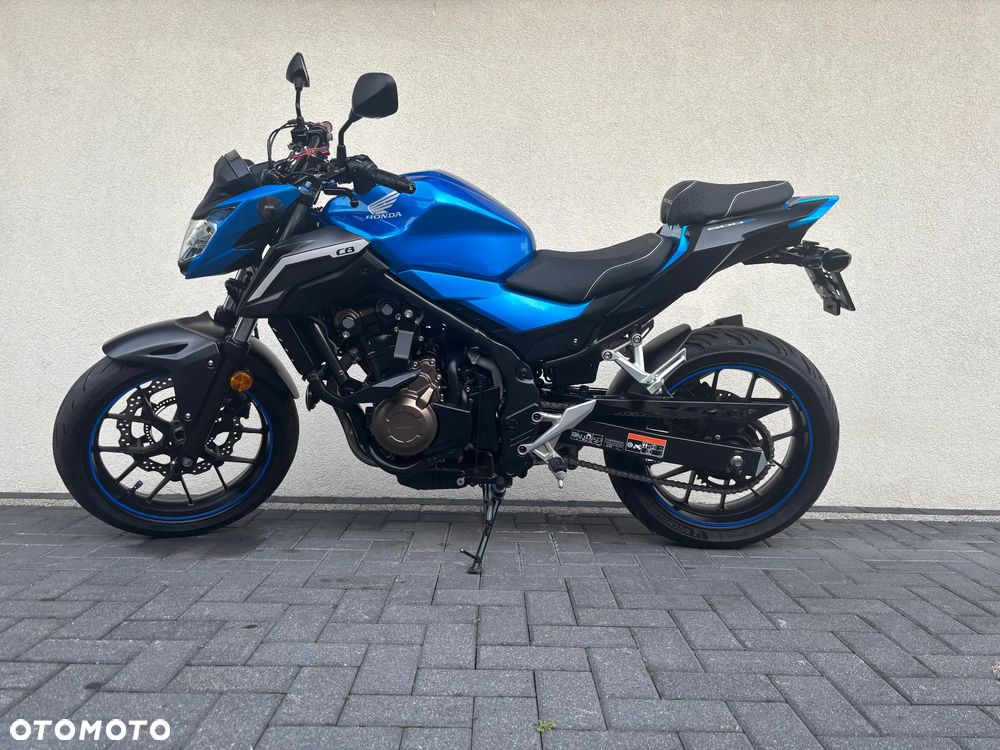 Honda CB - 1