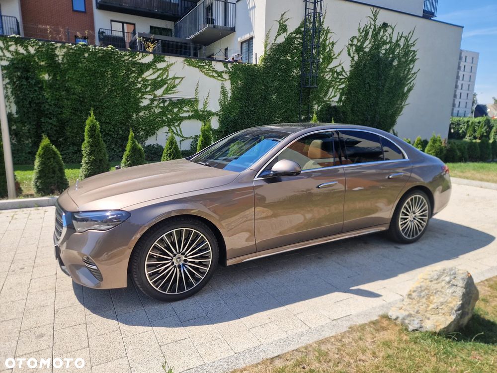 Mercedes-Benz Klasa E 220 d mHEV Exclusive 9G-Tronic - 3