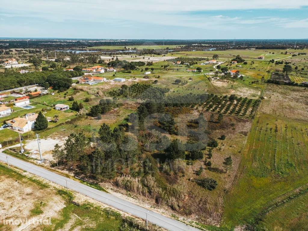 Terreno Urbano em Foros de Almada - Grande imagem: 5/26
