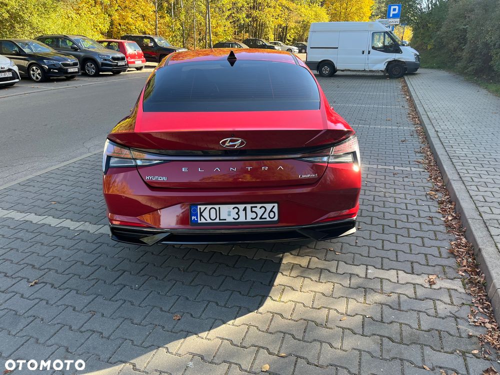 Hyundai Elantra 2021 photo 3