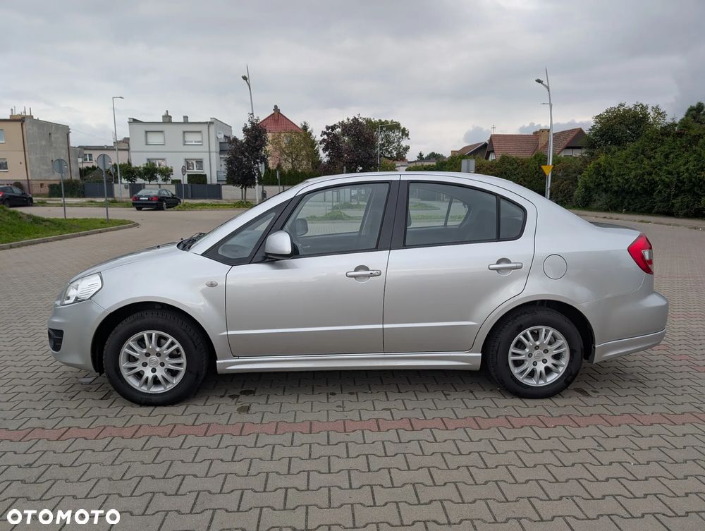 Suzuki SX4 1.6 GLX / Comfort - 4