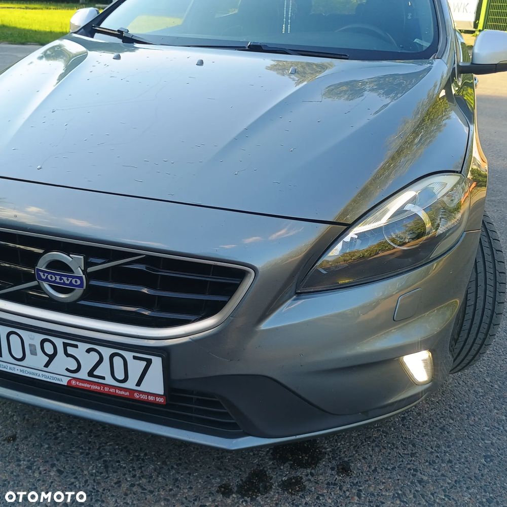 Volvo V40 D2 Drive-E R-Design Kinetic - 15