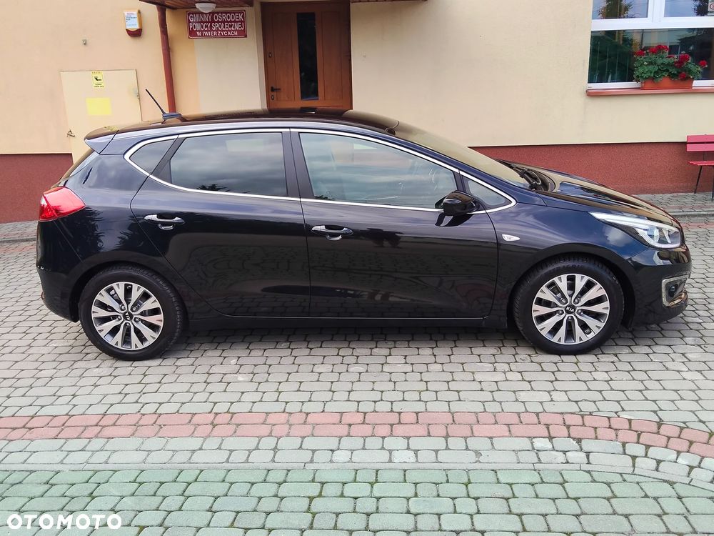 Kia Ceed 1.6 GDI Dream-Team Edition - 6