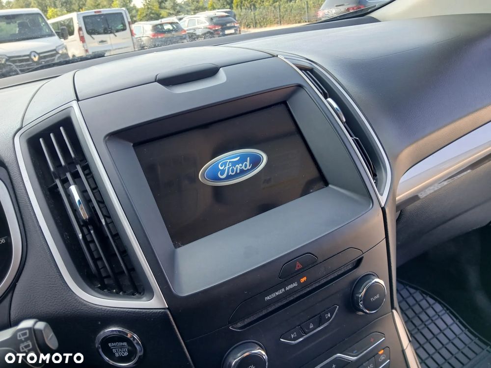 Ford Edge 2.0 EcoBlue Bi-Turbo 4x4 Titanium - 24