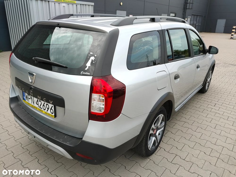Dacia Logan TCe 90 S&S Stepway Celebration - 13