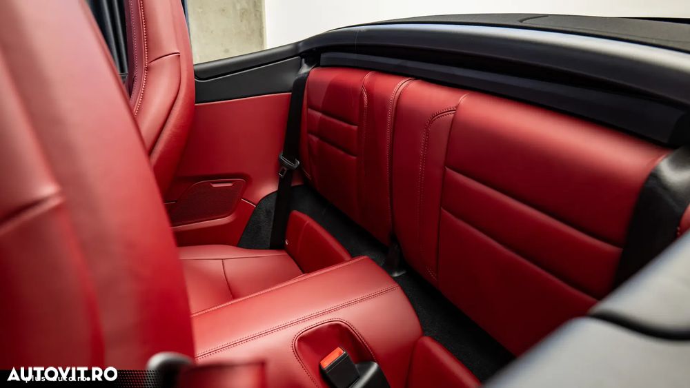 Porsche 911 4S - 34