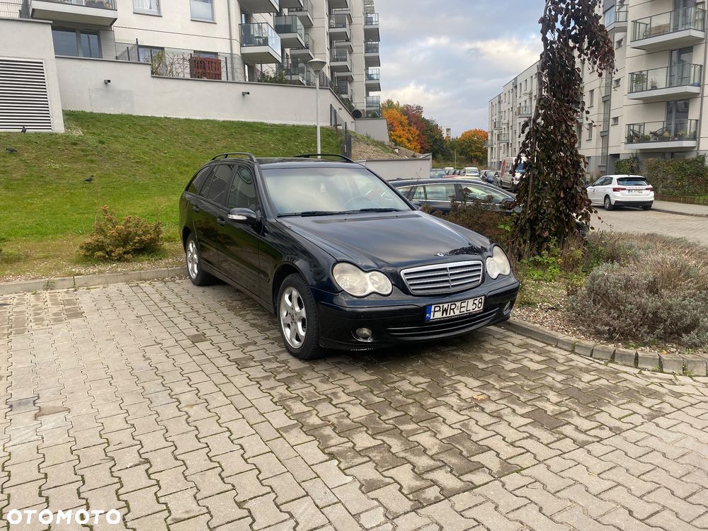 Mercedes-Benz Klasa C 200 CDI Classic - 3