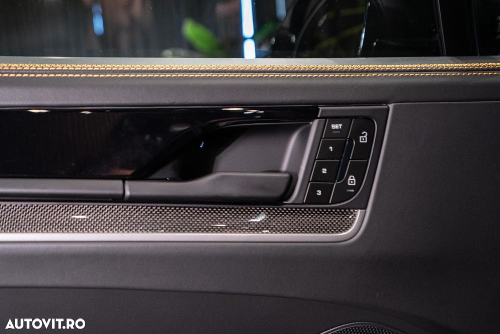 Porsche Cayenne Turbo E-Hybrid - 24