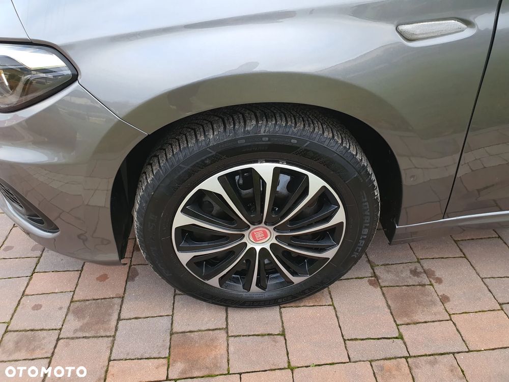Fiat Tipo 1.4 T-Jet Business Line - 17