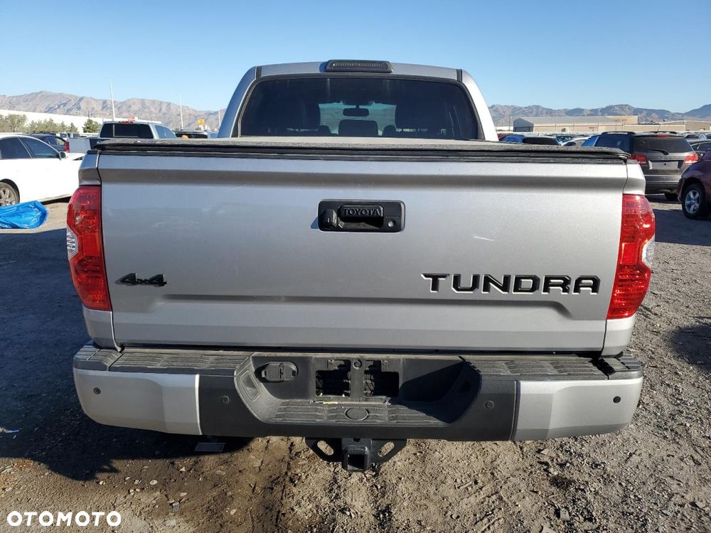 Toyota Tundra - 6