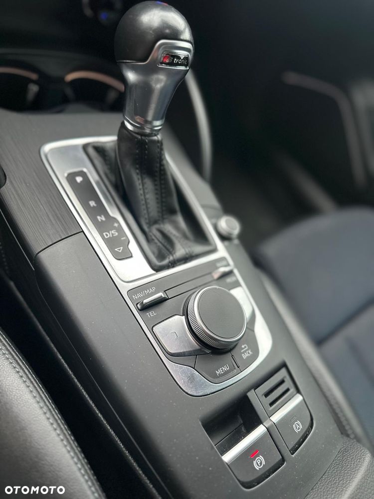 Audi A3 Limousine 40 TFSI Quattro Sport S tronic - 17
