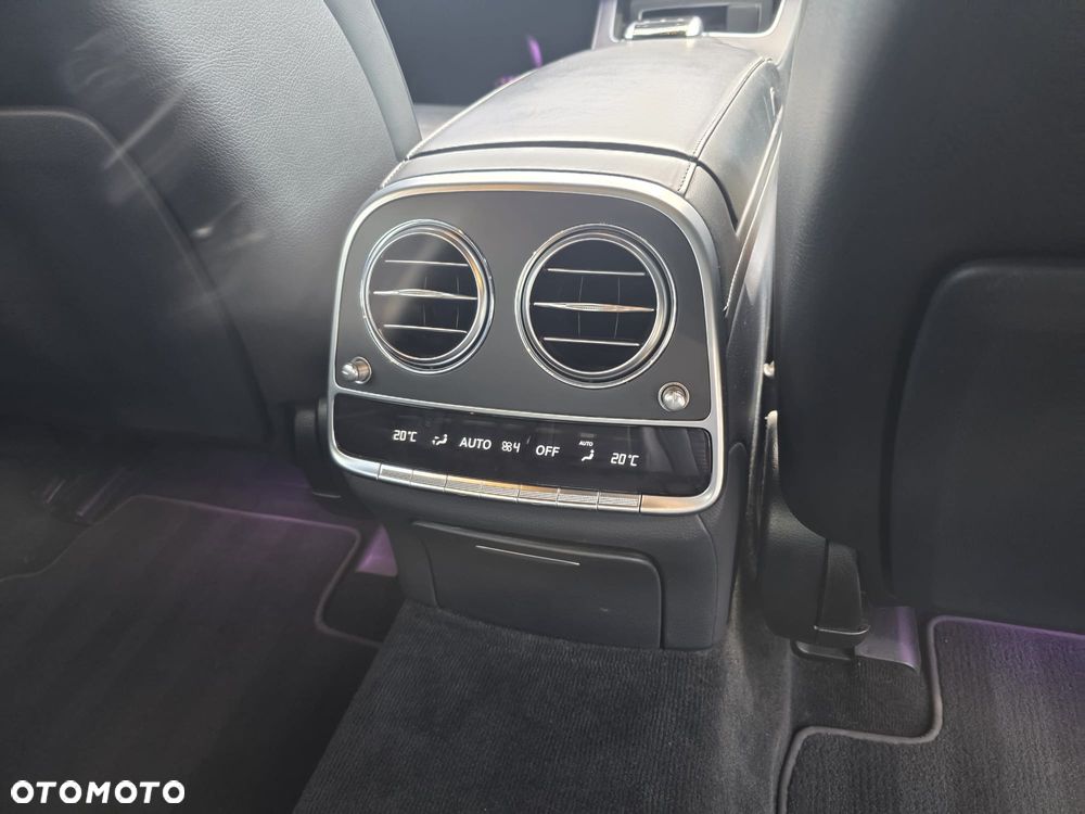Mercedes-Benz Klasa S 400 d 4-Matic L 9G-TRONIC - 17