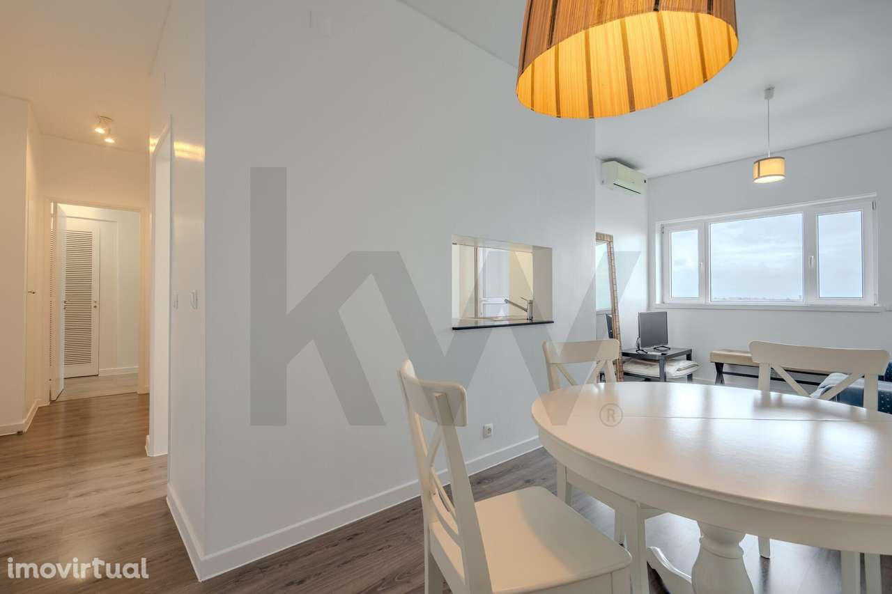 Apartamento T2 I Arrendamento I Vista Rio I Garagem I Restelo - Grande imagem: 2/43