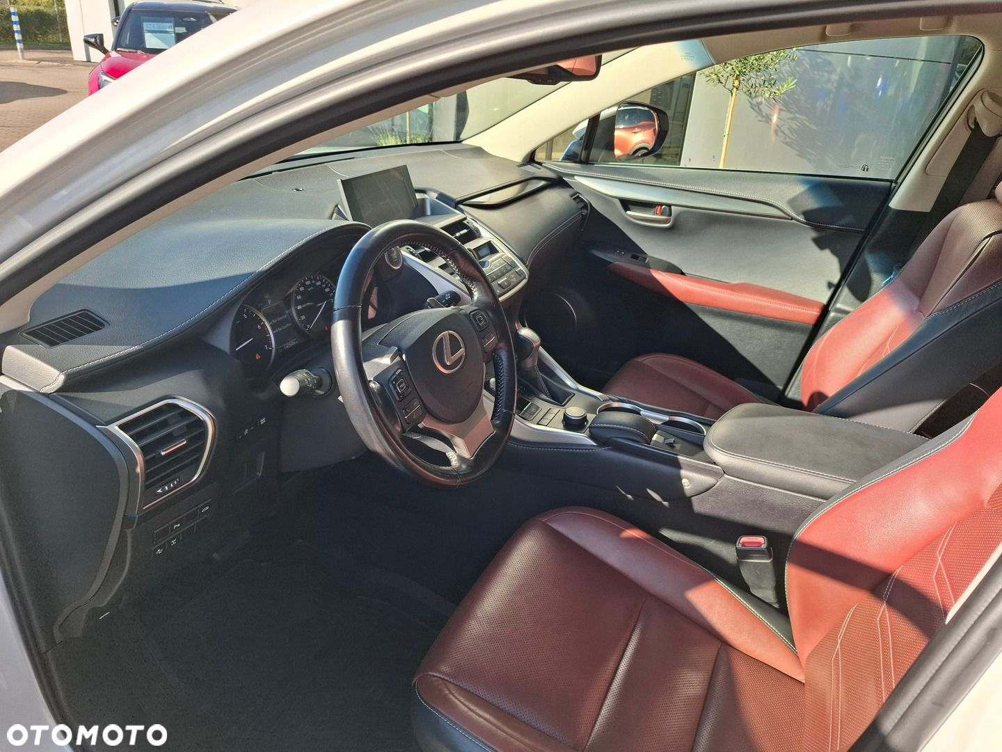 Lexus NX 200t Comfort AWD - 10