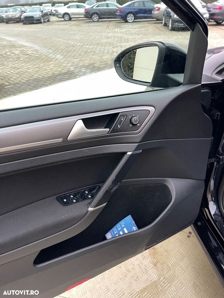 Volkswagen Golf 1.2 TSI BlueMotion Technology Lounge - 31