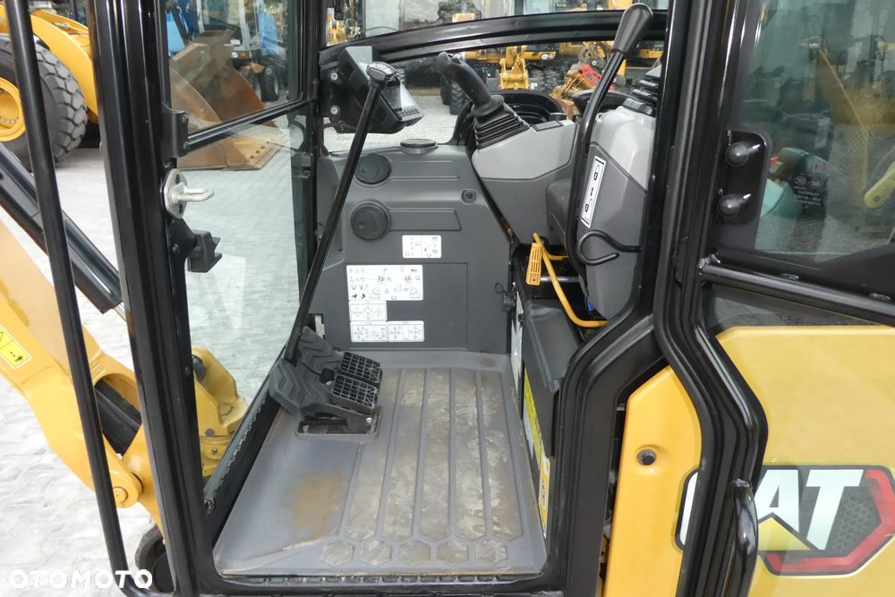 Caterpillar 301,8 - 18