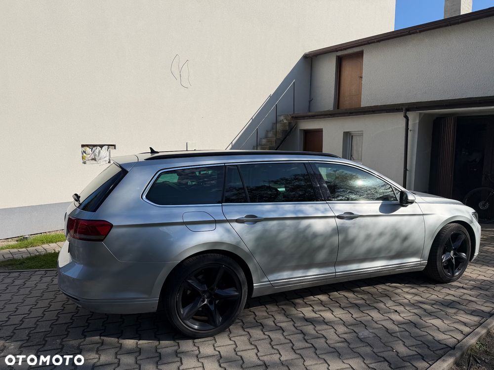 Volkswagen Passat - 4