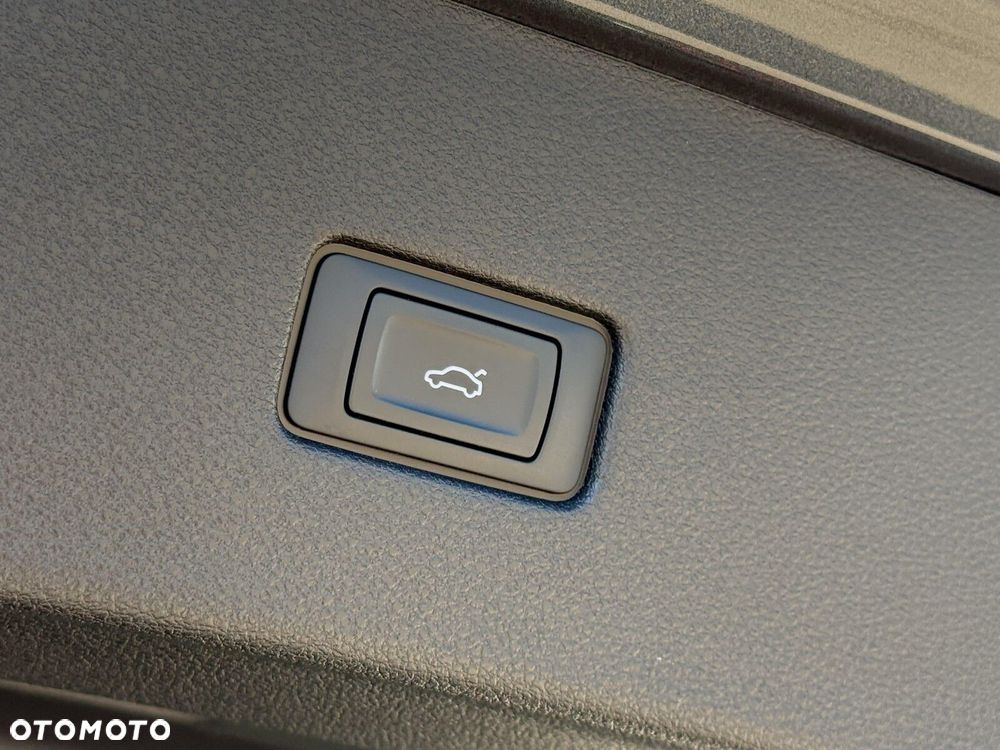 Audi Q8 50 TDI mHEV Quattro Tiptronic - 36