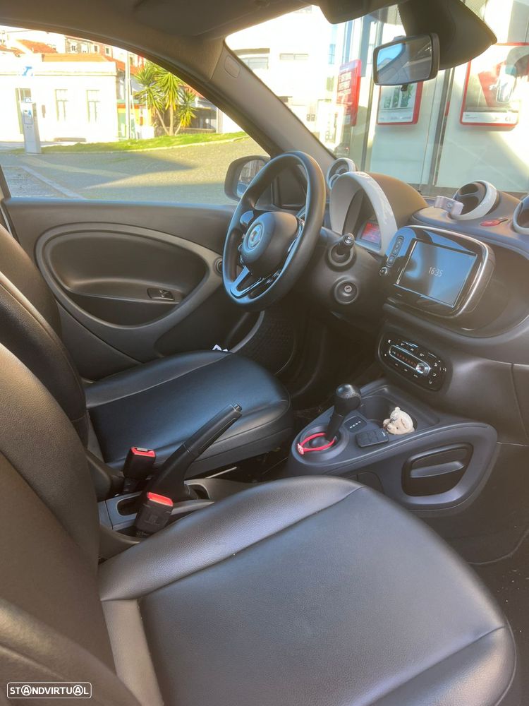 Smart ForFour EQ - 4