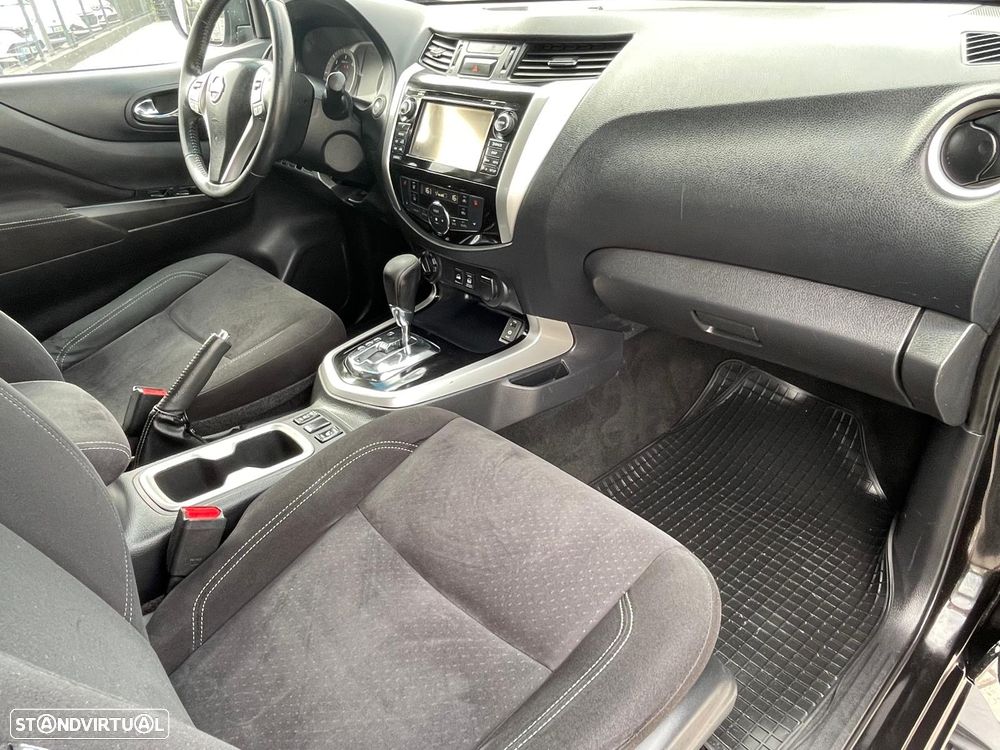 Nissan Navara DC 4x4 Auto EU6 Tekna - 13