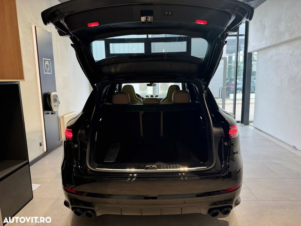 Porsche Cayenne S Tiptronic S - 17