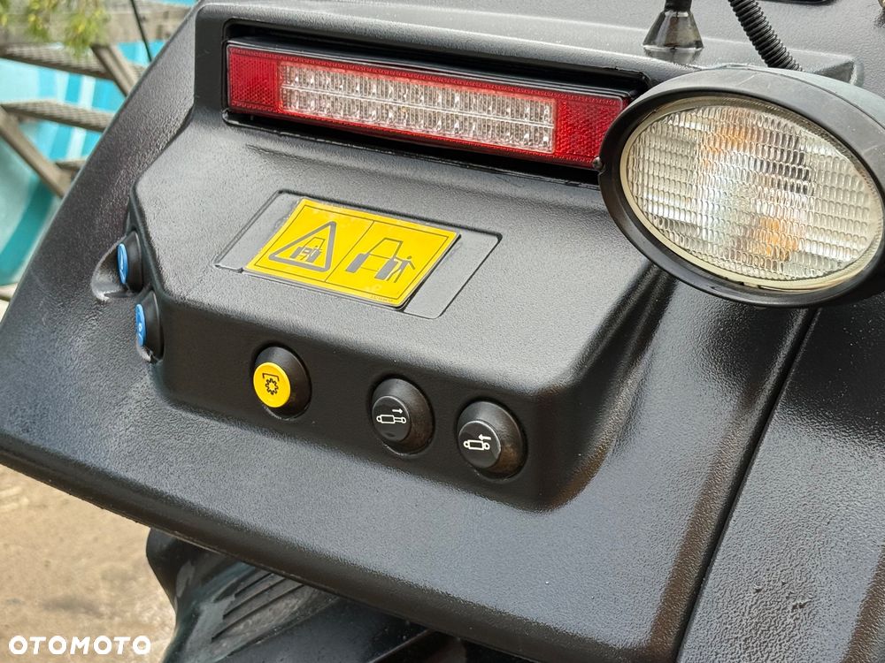 JCB FASTRAC 4220 iCON - 19