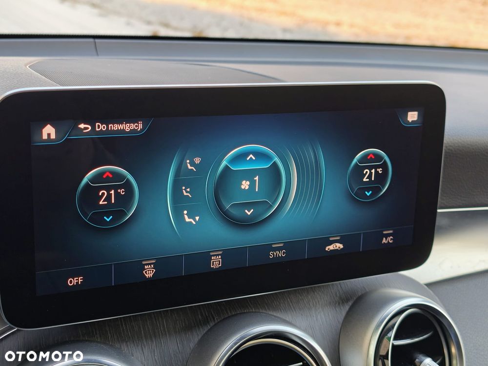 Mercedes-Benz GLC - 25