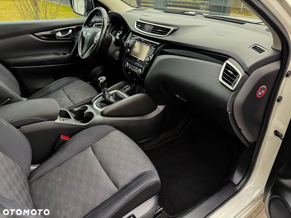 Nissan Qashqai - 27
