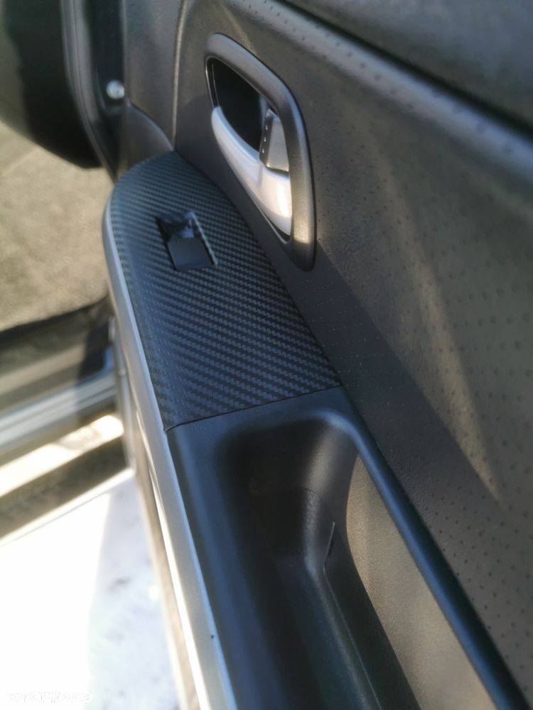 Suzuki Grand Vitara 1.9 DDiS De Luxe - 31