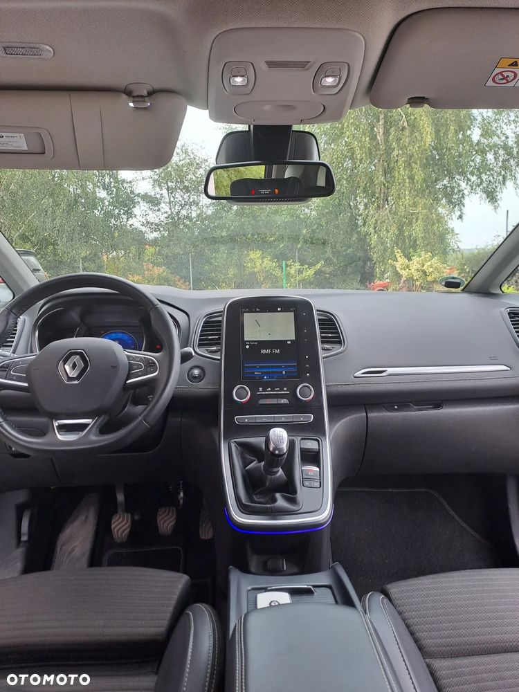 Renault Scenic - 6