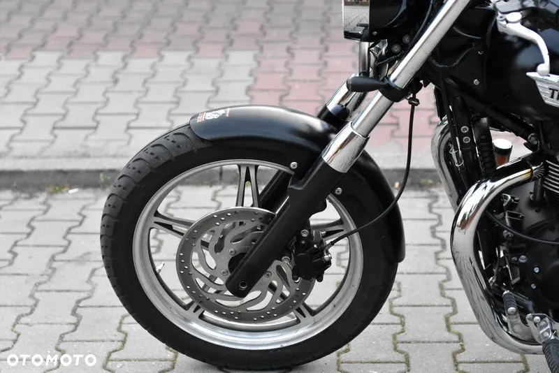 Triumph Speedmaster - 22