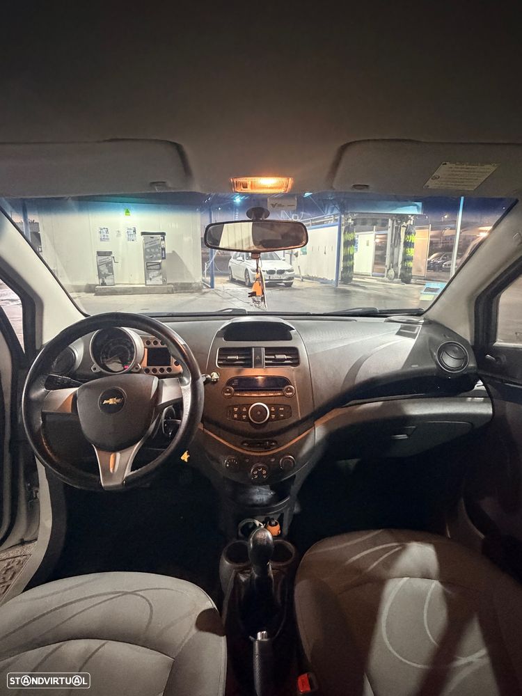 Chevrolet Spark 1.0 LS Bi-Fuel - 8