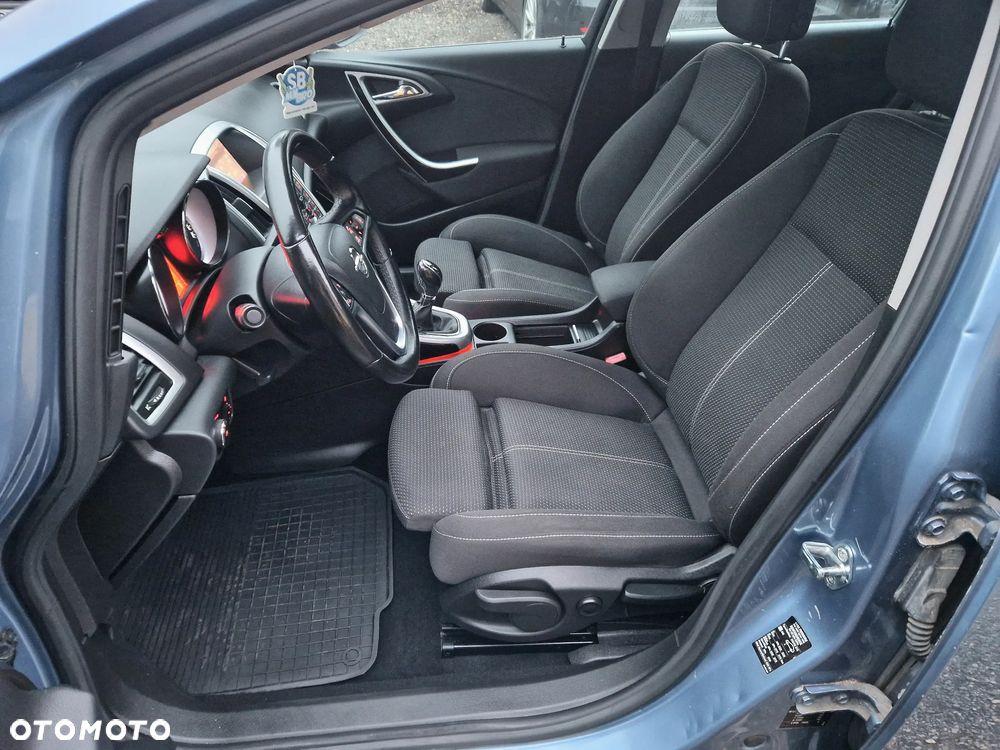 Opel Astra 1.4 Turbo Innovation - 13