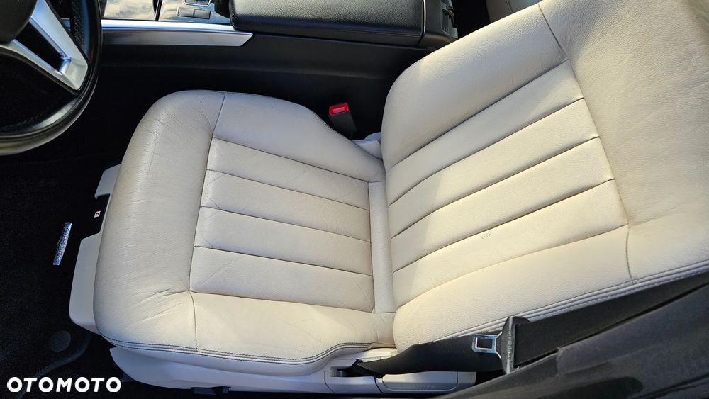 Mercedes-Benz Klasa E 220 CDI 7G-TRONIC Avantgarde - 31