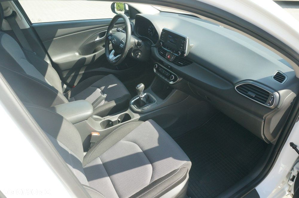 Hyundai i30 1.0 T-GDI Modern - 26