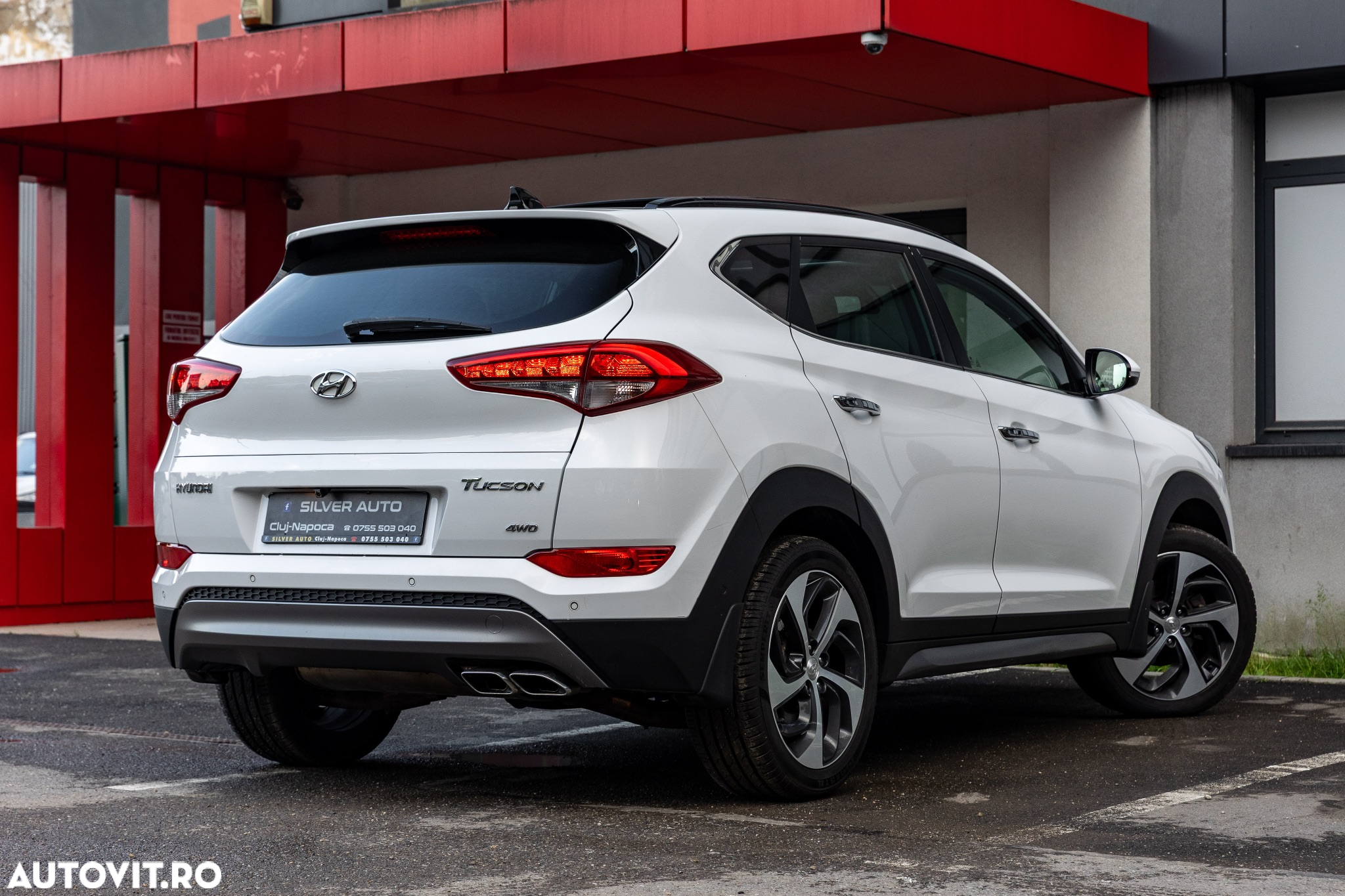 Hyundai Tucson 2.0 CRDI 4WD 6AT Luxury Pack+ - 12