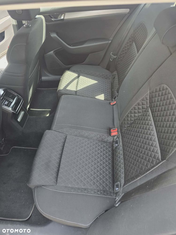 Skoda Superb 1.5 TSI Ambition DSG - 4