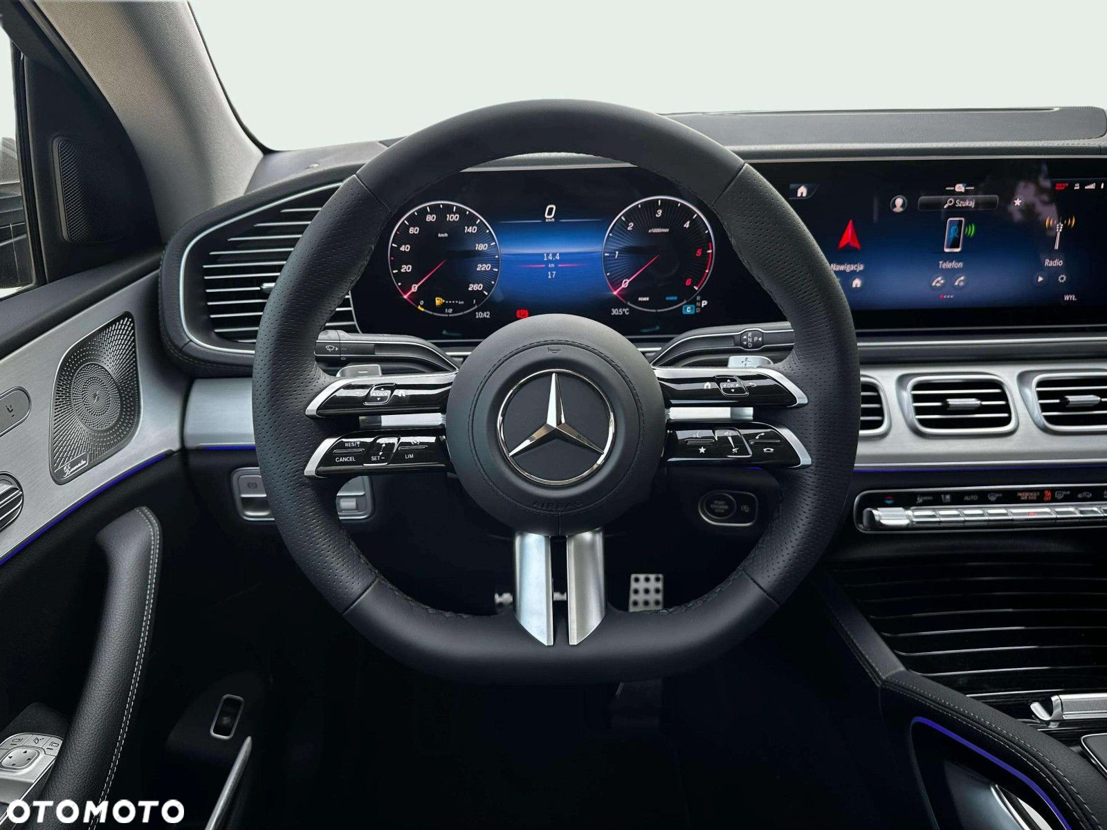 Mercedes-Benz GLE - 12