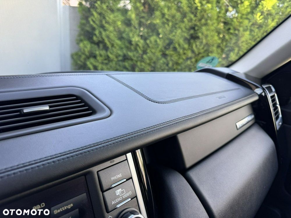 Land Rover Range Rover - 26