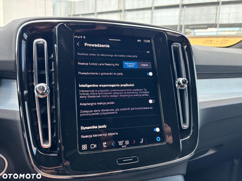 Volvo XC 40 B3 Core - 30