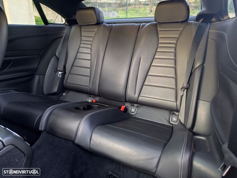 Mercedes-Benz E 220 d AMG Line - 19