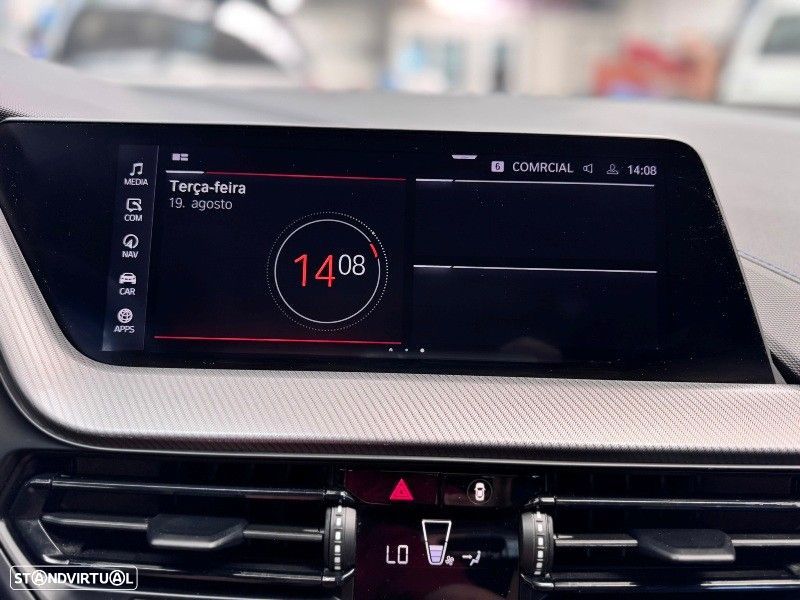 BMW 118 d Pack Desportivo M - 36