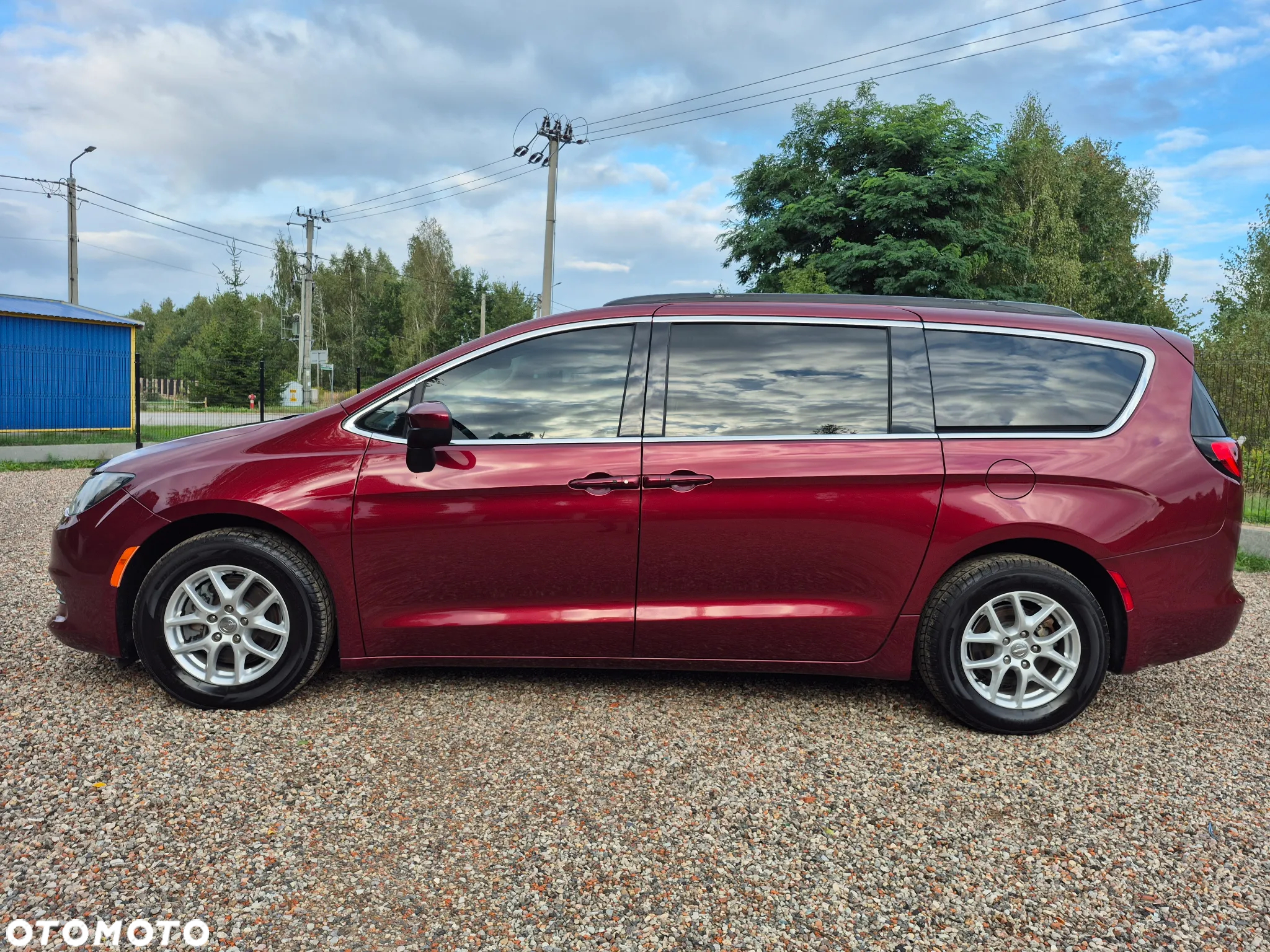 Chrysler Pacifica - 10