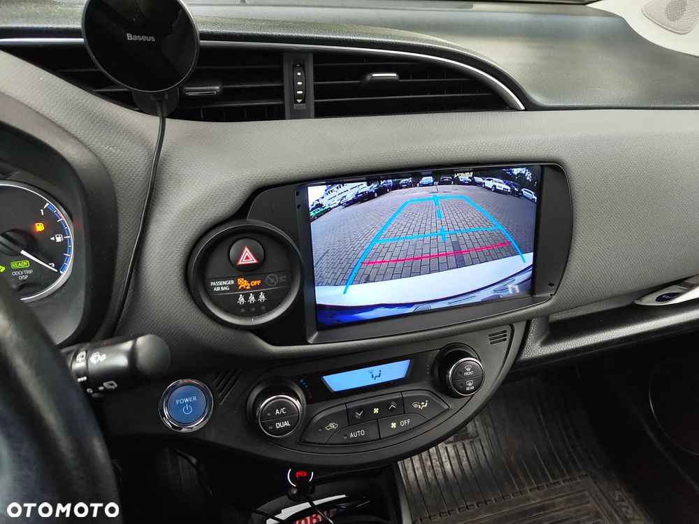 Toyota Yaris - 15