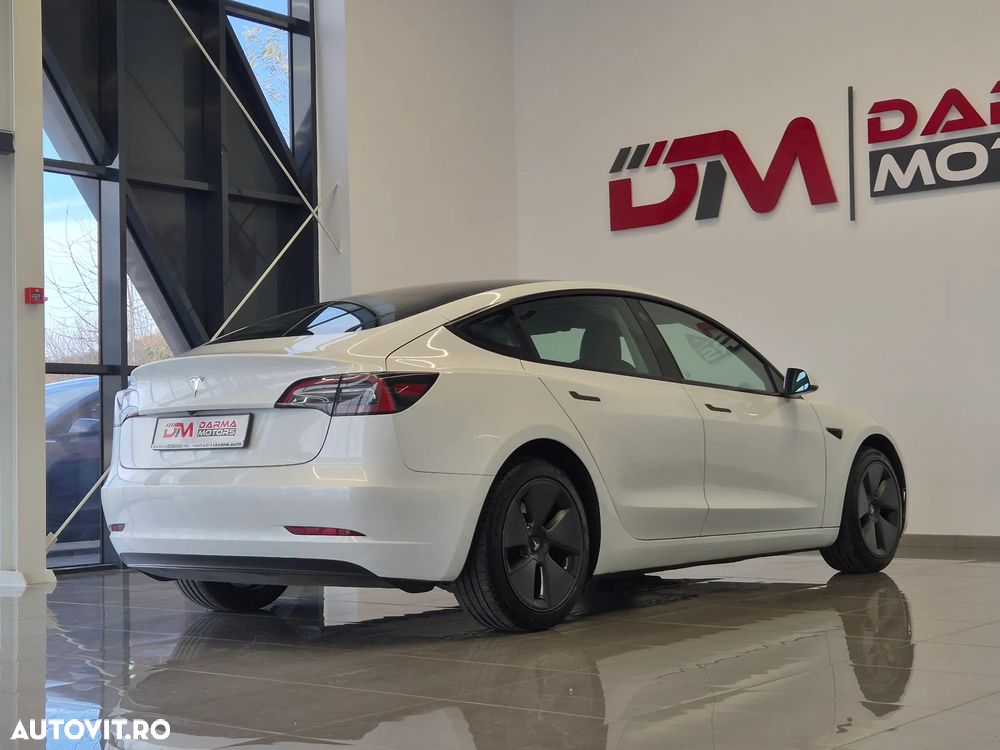 Tesla Model 3 Standard Reichweite Plus Hinterradantrieb - 5