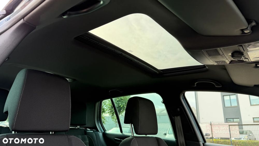 Volkswagen Golf 2.0 TDI DPF GTD - 31