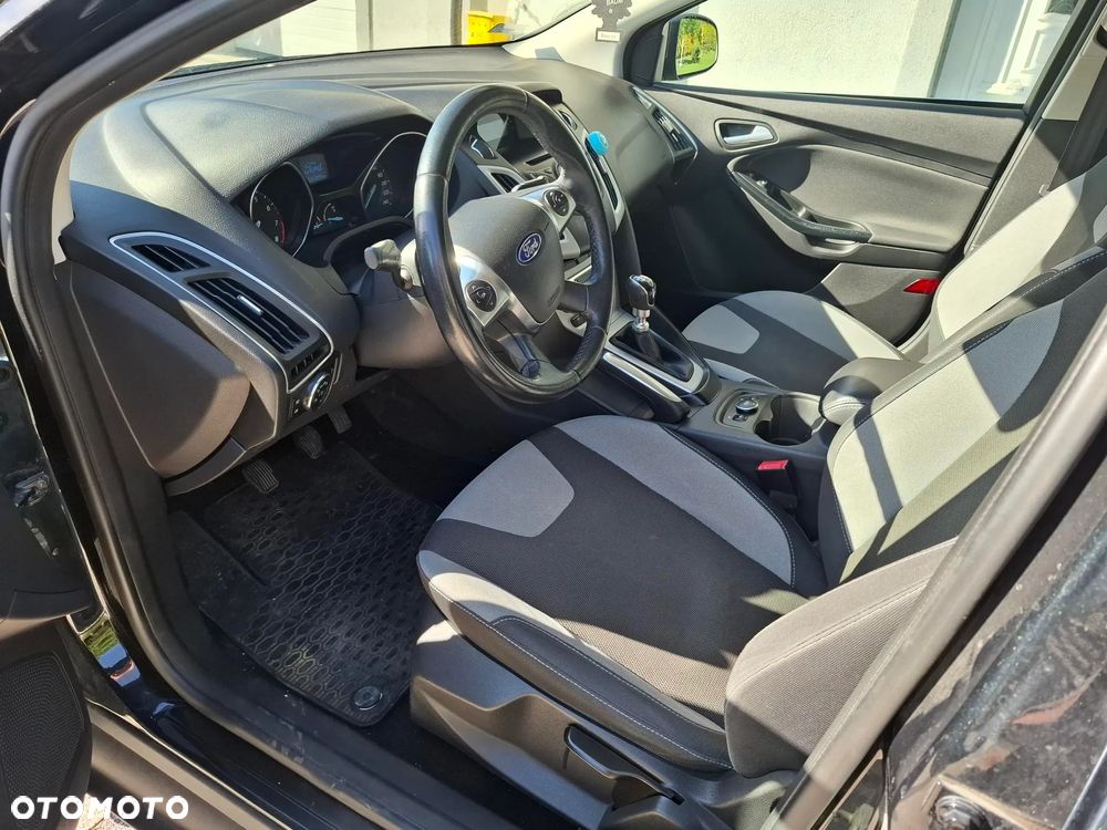 Ford Focus 1.0 EcoBoost Titanium - 12